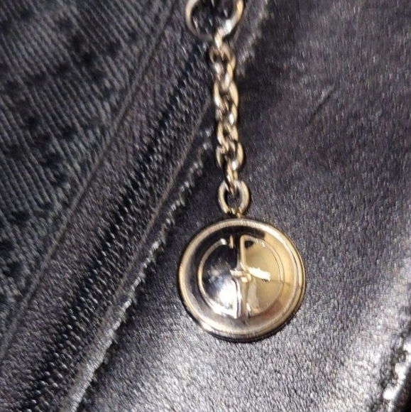 Gucci  Nylon and Leather Bag. - Picture 7 of 10